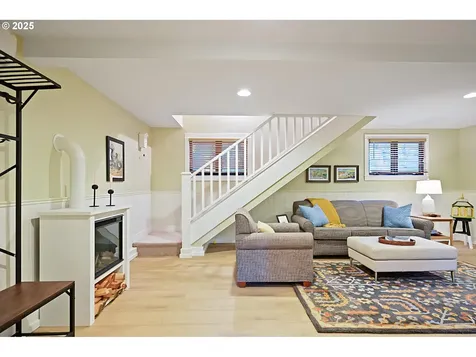 10151 NE Rivenwood Lane Carlton OR 97111
