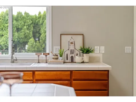 6590 SW Lombard Avenue Beaverton OR 97008