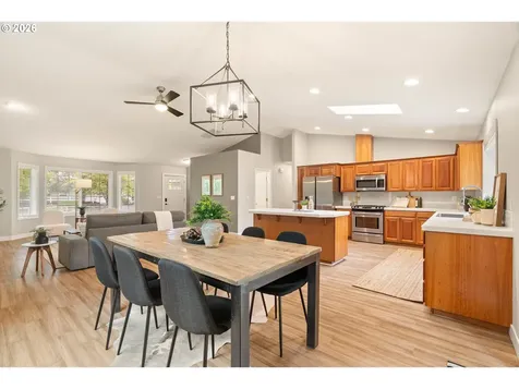 6590 SW Lombard Avenue Beaverton OR 97008