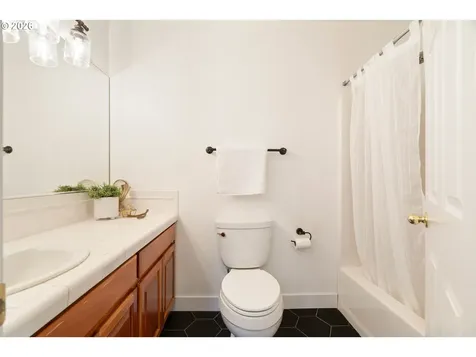 6590 SW Lombard Avenue Beaverton OR 97008