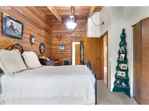 38350 Mckenzie Highway Springfield OR 97478