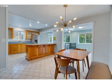 9638 SW 50th Avenue Portland OR 97219