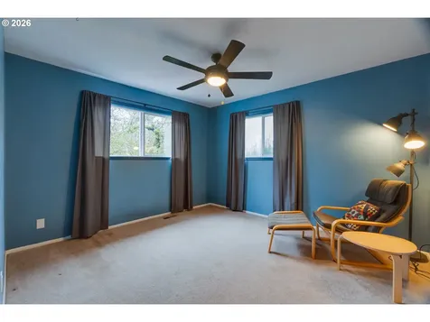 9638 SW 50th Avenue Portland OR 97219