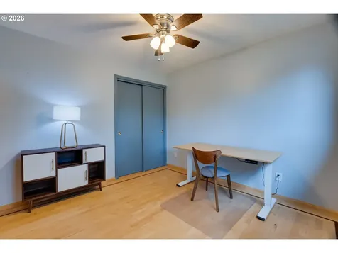 9638 SW 50th Avenue Portland OR 97219
