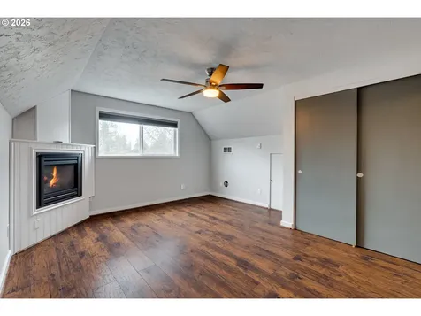 9638 SW 50th Avenue Portland OR 97219