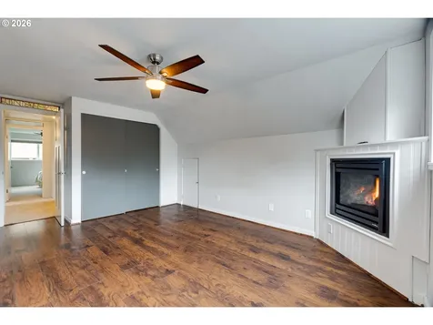 9638 SW 50th Avenue Portland OR 97219