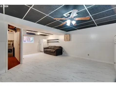 9638 SW 50th Avenue Portland OR 97219