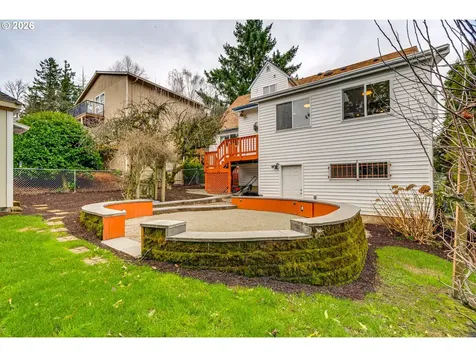 9638 SW 50th Avenue Portland OR 97219