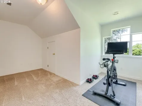 4111 NE 92nd Street Vancouver WA 98665