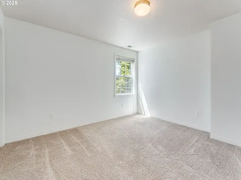4111 NE 92nd Street Vancouver WA 98665