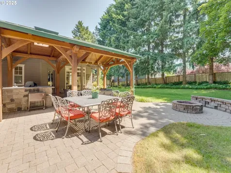 4111 NE 92nd Street Vancouver WA 98665