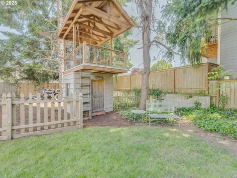 4111 NE 92nd Street Vancouver WA 98665