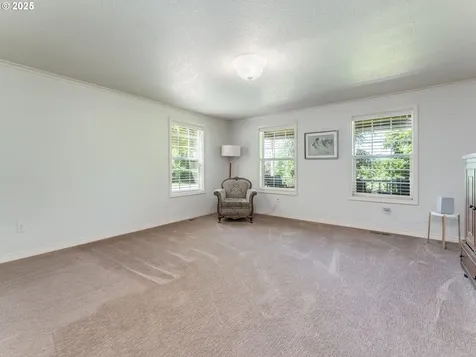 4111 NE 92nd Street Vancouver WA 98665