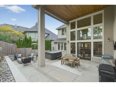 1240 SW Ophelia Street Portland OR 97219
