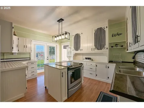 110 N Holmes Street Enterprise OR 97828