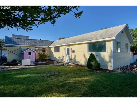 110 N Holmes Street Enterprise OR 97828
