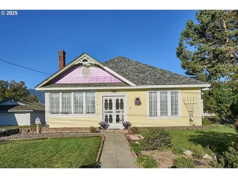 110 N Holmes Street Enterprise OR 97828