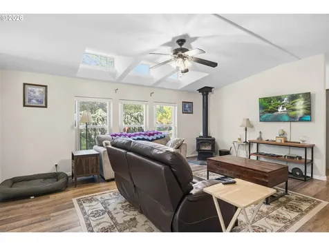 1342 Orchard Lane Roseburg OR 97471