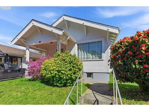 1489 Union Avenue North Bend OR 97459