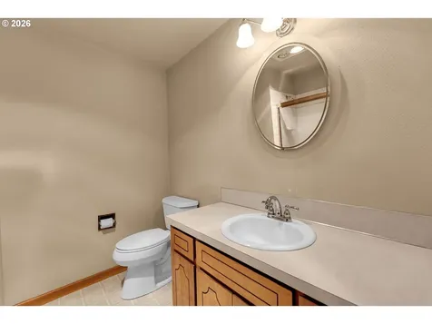 5712 NE 62nd Avenue Vancouver WA 98661