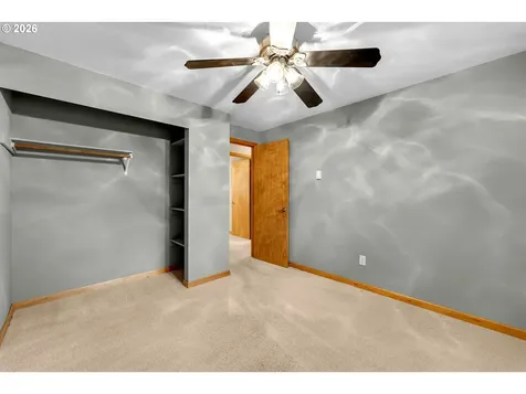 5712 NE 62nd Avenue Vancouver WA 98661