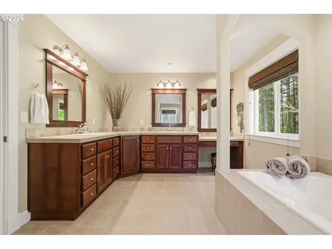 1313 NW 44th Avenue Camas WA 98607
