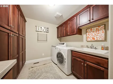 1313 NW 44th Avenue Camas WA 98607