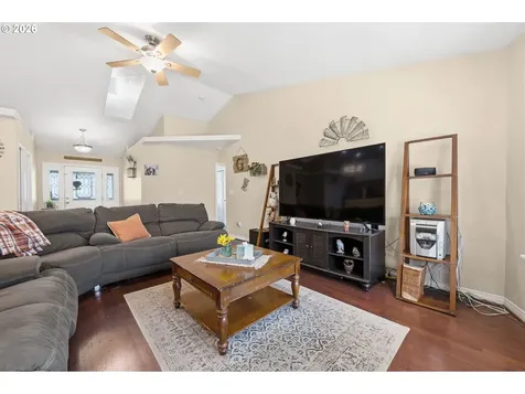 3653 Willowbrook Street Eugene OR 97404