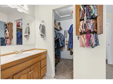 3653 Willowbrook Street Eugene OR 97404