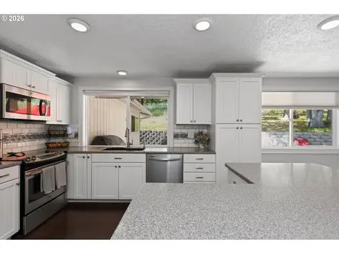 3226 W 12th Street The Dalles OR 97058