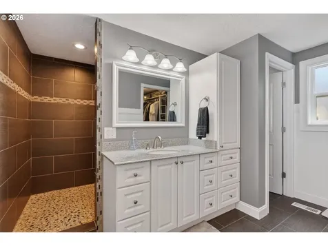 3226 W 12th Street The Dalles OR 97058