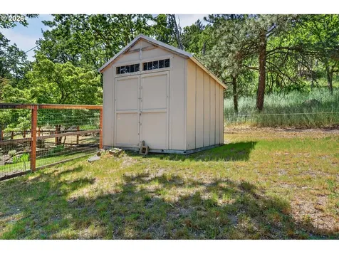 3226 W 12th Street The Dalles OR 97058