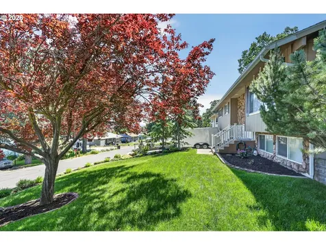 3226 W 12th Street The Dalles OR 97058
