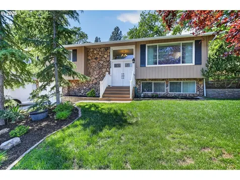 3226 W 12th Street The Dalles OR 97058