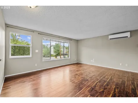 7480 SW Taylors Ferry Road Portland OR 97223