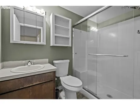 7480 SW Taylors Ferry Road Portland OR 97223