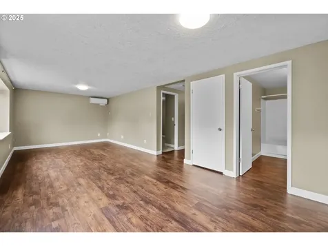7480 SW Taylors Ferry Road Portland OR 97223