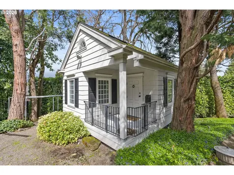 2393 S Military Road Portland OR 97219