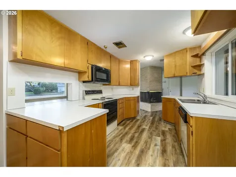 149 NW 25th Street Mcminnville OR 97128
