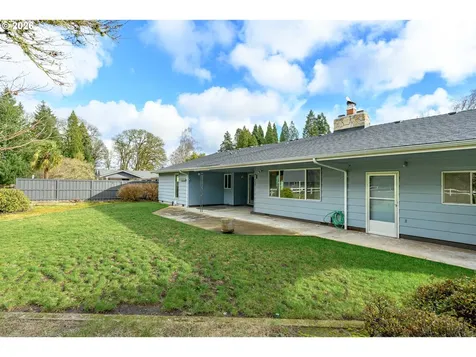 149 NW 25th Street Mcminnville OR 97128