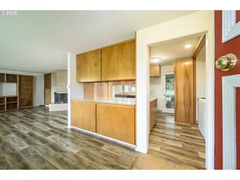 149 NW 25th Street Mcminnville OR 97128
