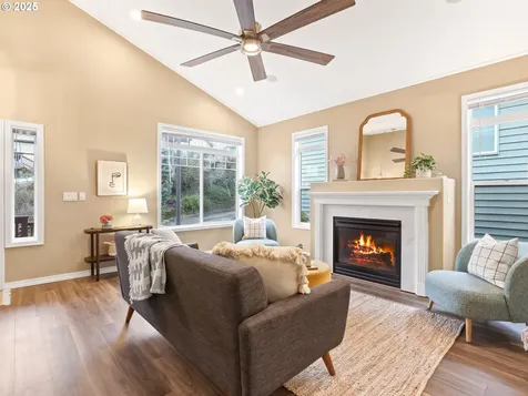 38751 Dubarko Road Sandy OR 97055