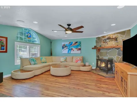 35395 Bayside Gardens Road Nehalem OR 97131