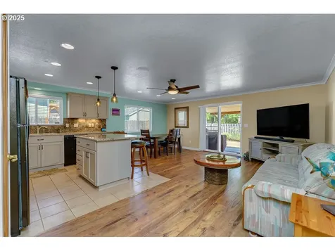 35395 Bayside Gardens Road Nehalem OR 97131