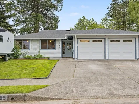 1185 NE Hacienda Lane Gresham OR 97030