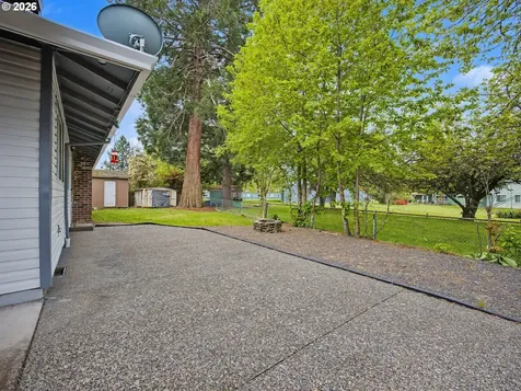 1185 NE Hacienda Lane Gresham OR 97030