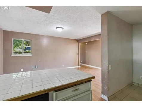502 NW 77th Street Vancouver WA 98665
