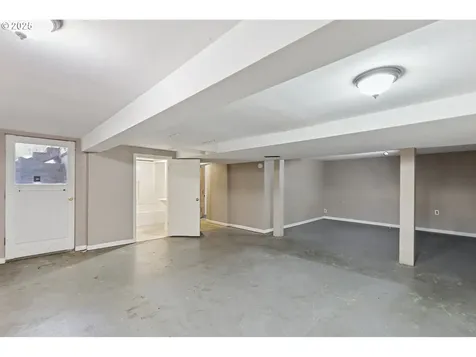 502 NW 77th Street Vancouver WA 98665