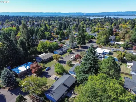 502 NW 77th Street Vancouver WA 98665