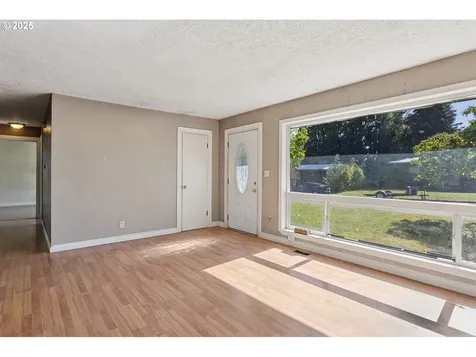 502 NW 77th Street Vancouver WA 98665